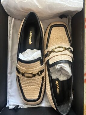 Women’s Beige Raffia Loafers with Black Trim